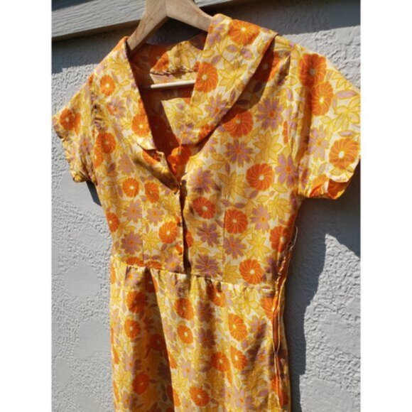 Vintage Flower Power Dress Handmade 1950s/60s Bright Orange Flower Child - Picture 3 of 10